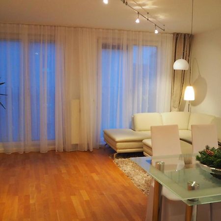 Modernes Studio-Apartment Nahe Zentrum Mit Garagenplatz Відень Екстер'єр фото